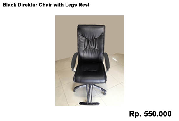 Black Direktur Chair with Legs Rest