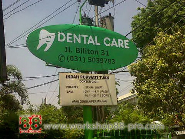Billboard Dental Care @ Biliton Surabaya Info 08165441454