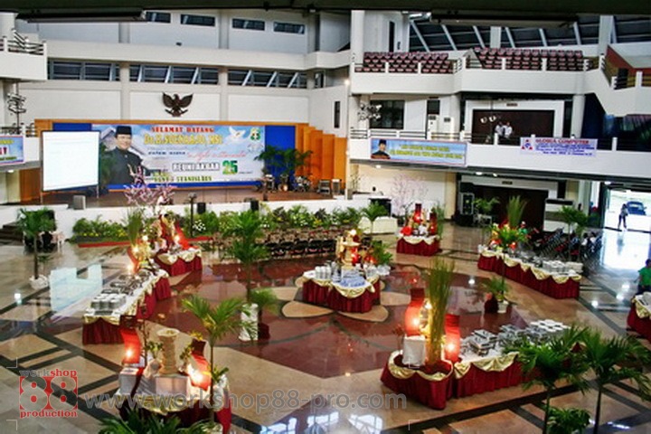 Jasa Buat Backdrop Reuni Sekolah di Surabaya Info +628.2131.036.888