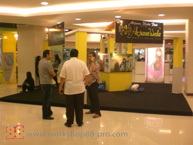 Booth Batik Arjuna Weda Tunjungan Plaza Surabaya Info 08165441454