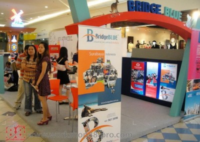 Booth Bridge Blue @ Mall Galaxy, Surabaya Info 08165441454