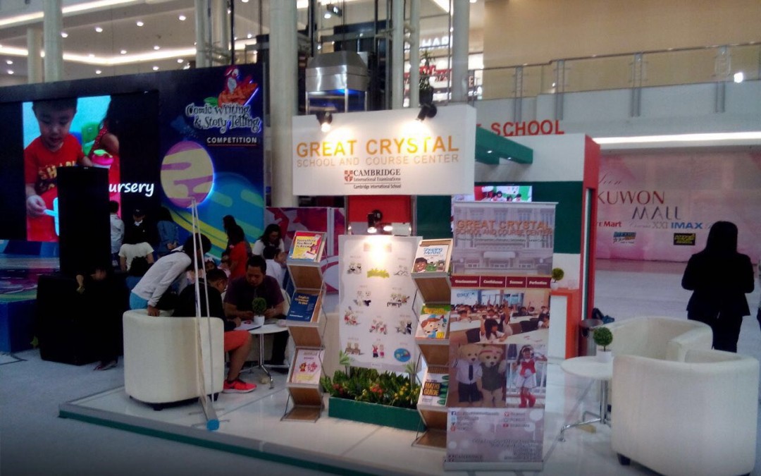 Stand Exhibition untuk Education Fair Surabaya