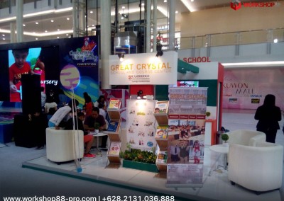 Stand Exhibition untuk Education Fair Surabaya